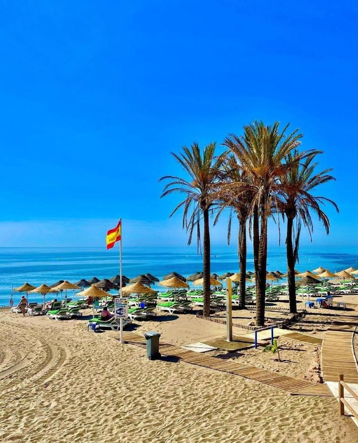 El Estudio De La Playa Benalbeach 324 Gran Terraza Vistas Al Mar Benalmádena Exterior photo